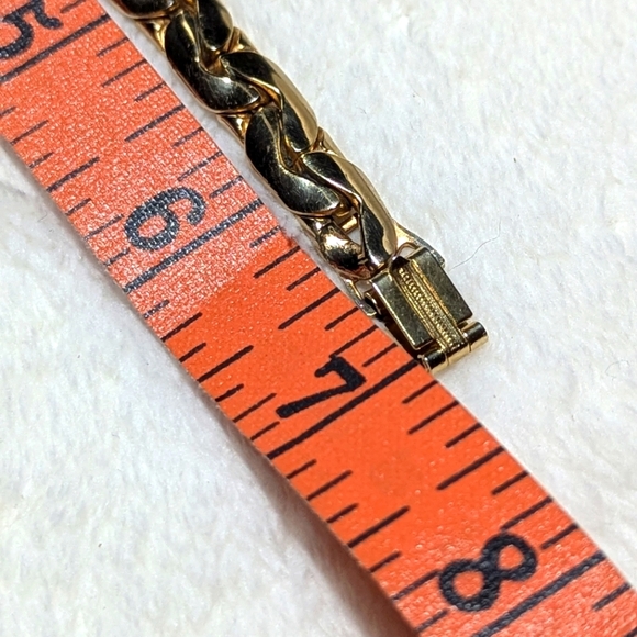 Vintage Goldtone Interlocking Link 7"  Bracelet - Picture 6 of 10